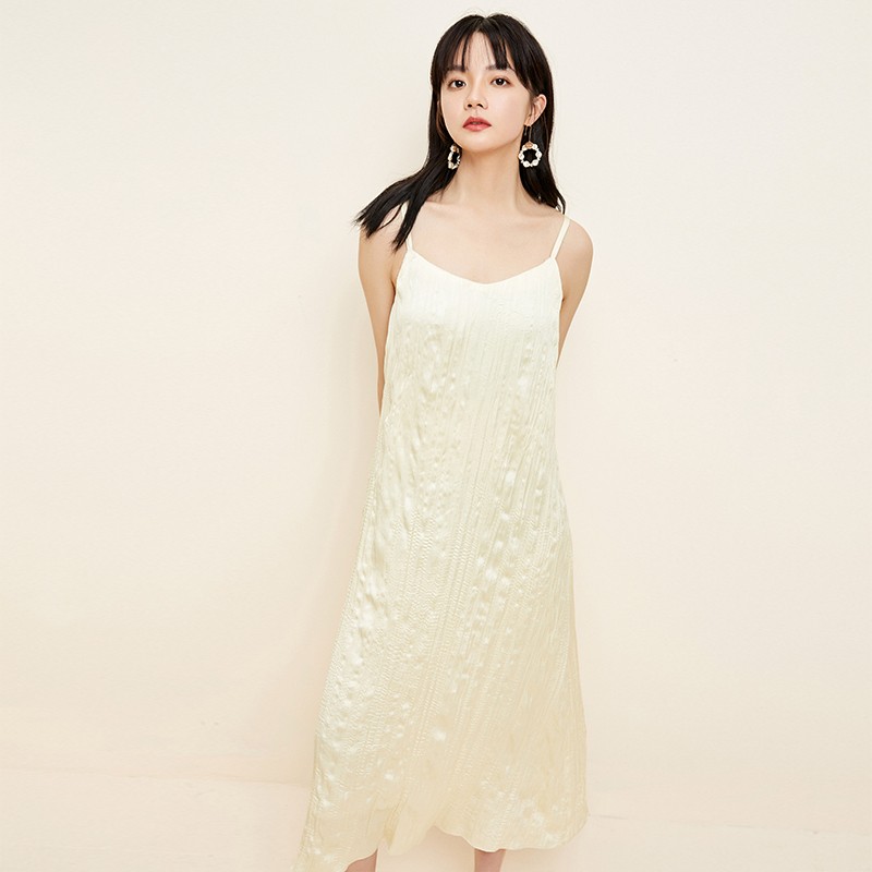 金苑裙子春新款宽松吊带中长裙森女百褶文艺连衣裙女G2011038