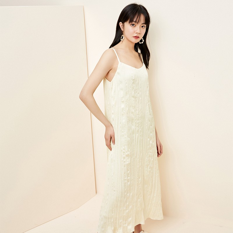 金苑裙子春新款宽松吊带中长裙森女百褶文艺连衣裙女G20110310